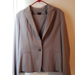 Anne Taylor 2 piece women's suit